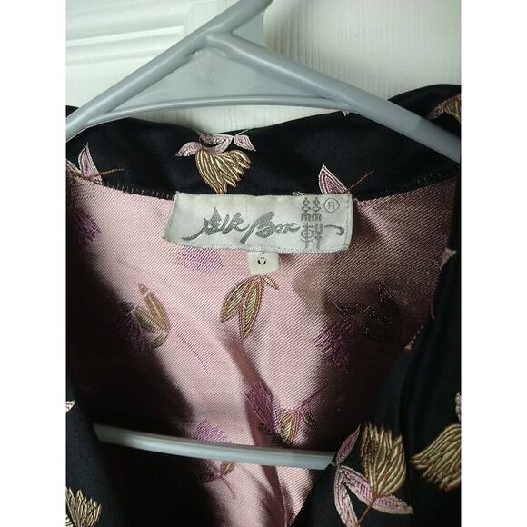 Silk Box Hummingbird  Silk Blend Black Long Sleeve Slit Button Shacket. Size 6 - Picture 3 of 11